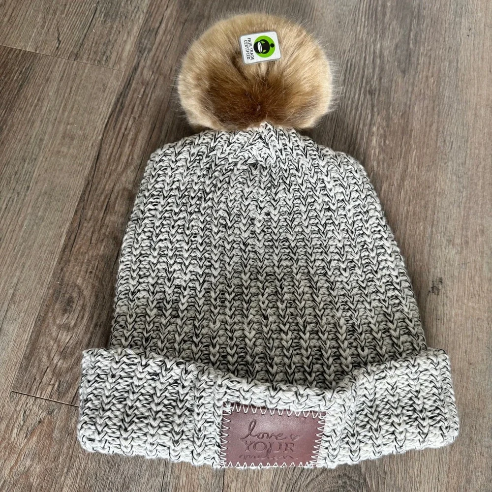 Love Your Melon The Enforcer Black Speckled Faux Fur Pom Beanie NWT